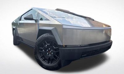 2024 Tesla Cybertruck Base