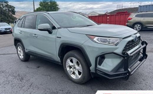 2021 Toyota RAV4 LE