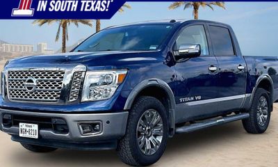 2019 Nissan Titan SV