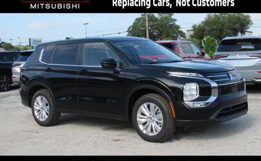 2026 Mitsubishi Outlander ES