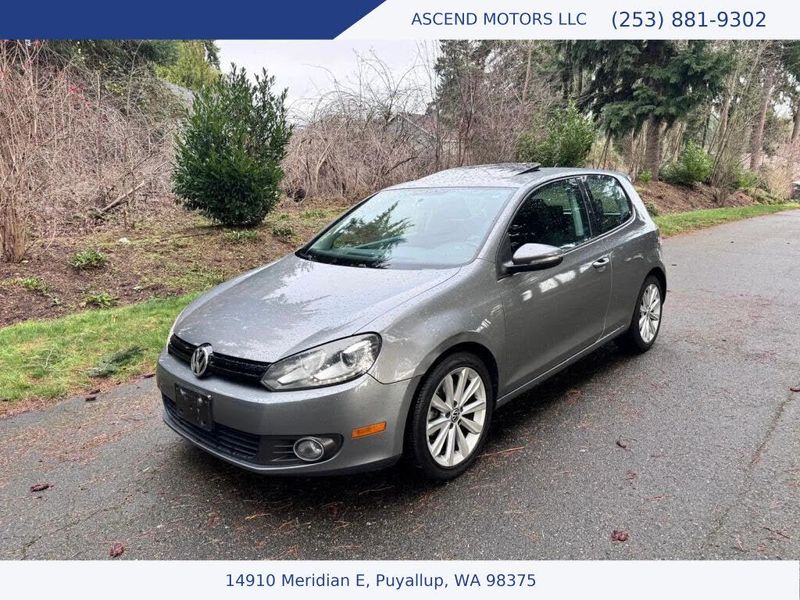 2013 Volkswagen GOLF — a typically priced live listing
