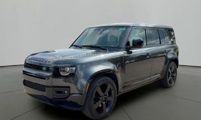 2025 Land Rover Defender 110