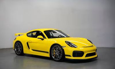 2016 Porsche Cayman GT4