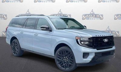 2027 Ford Expedition MAX Platinum