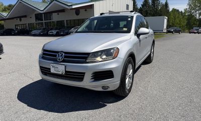 2013 Volkswagen Touareg V6 FSI TDI
