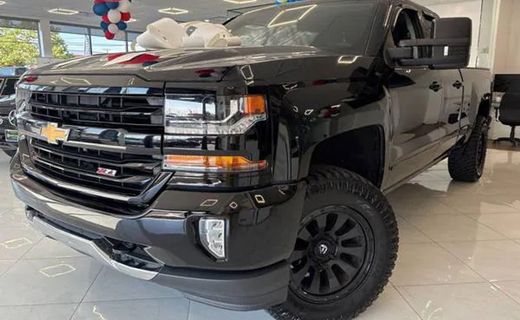 2017 Chevrolet Silverado LT