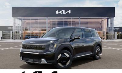 2026 Kia EV9 Light LR