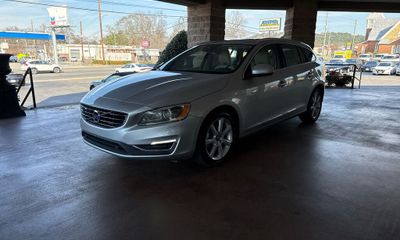 2016 Volvo V60 SV35 Platinum