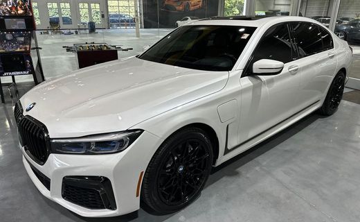 2020 BMW 745E xDrive