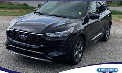 2024 Ford Escape ST Line