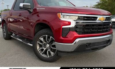 2023 Chevrolet Silverado LT
