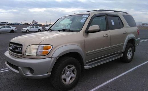 2002 Toyota Sequoia SR5