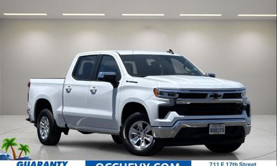 2023 Chevrolet Silverado LT
