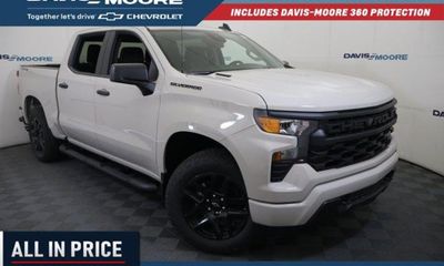 2026 Chevrolet Silverado Custom