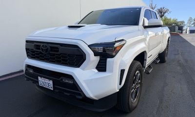 2025 Toyota Tacoma TRD Sport