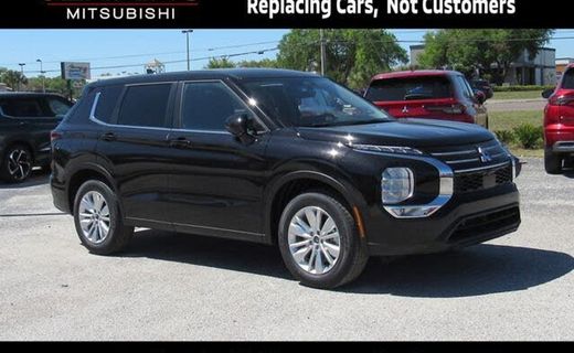 2026 Mitsubishi Outlander ES