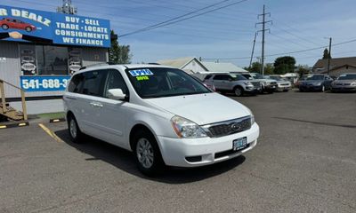 2012 Kia Sedona GL