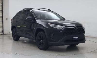2021 Toyota RAV4 XLE HV
