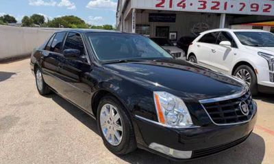 2011 Cadillac DTS Premium