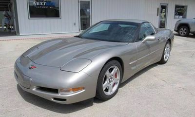 1998 Chevrolet Corvette Base