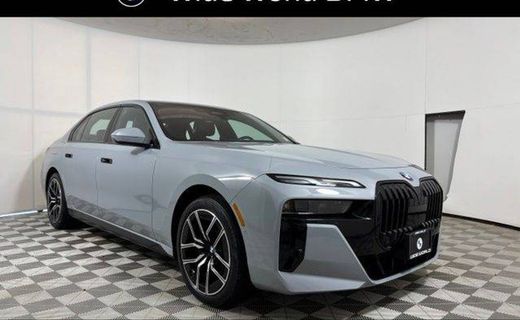 2024 BMW 740I