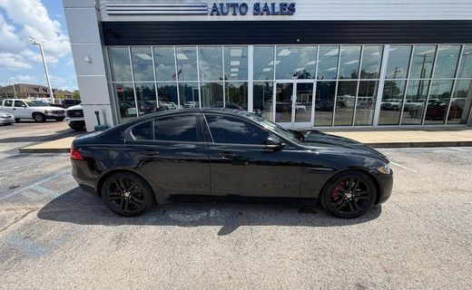 2017 Jaguar XE Premium
