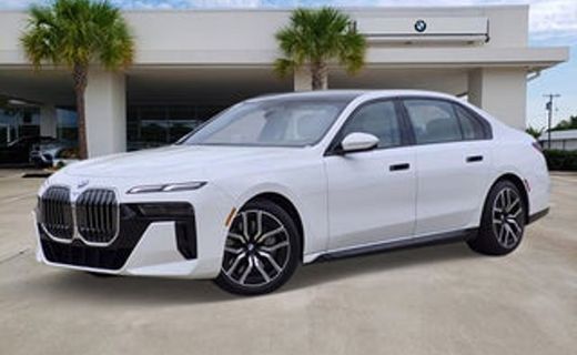 2026 BMW 740I