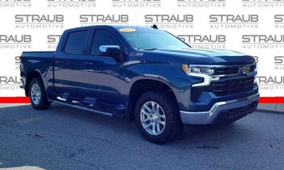 2024 Chevrolet Silverado LT
