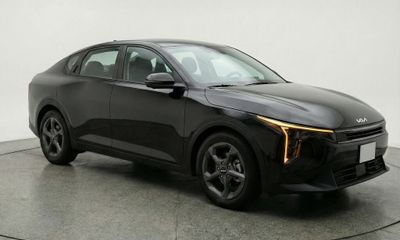 2025 Kia K4