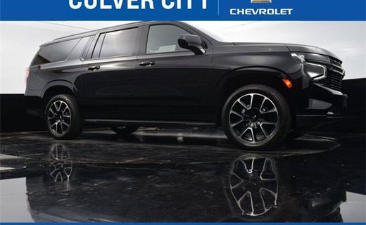 2024 Chevrolet Suburban RST