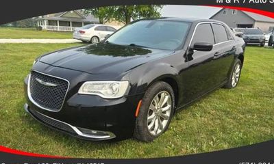 2017 Chrysler 300 Limited