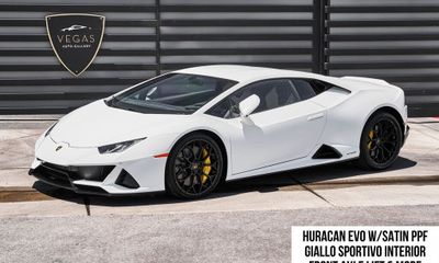 2022 Lamborghini Huracan EVO Coupe