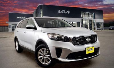 2019 Kia Sorento L LX S