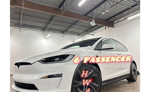 2026 Tesla Model X Plaid