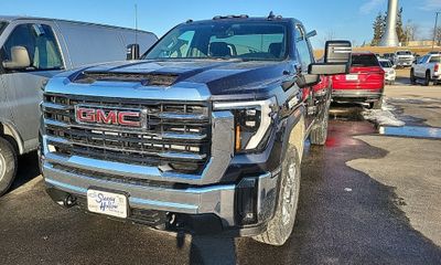 2026 GMC Sierra HD SLE