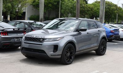 2023 Land Rover Range Evoque SE