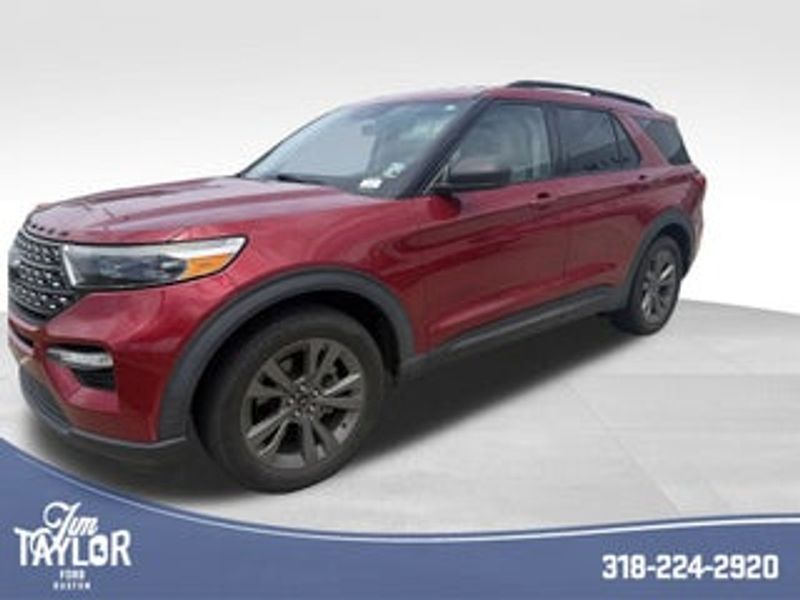 2021 Ford Explorer — a typically priced live listing