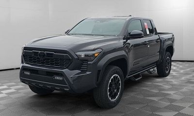 2026 Toyota Tacoma TRD OFF Road