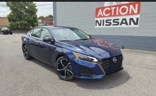 2023 Nissan Altima SR