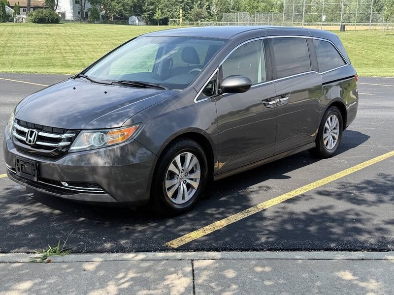 2015 Honda Odyssey — a typically priced live listing