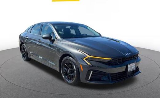 2025 Kia K5 LXS