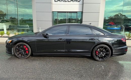 2020 Audi S8