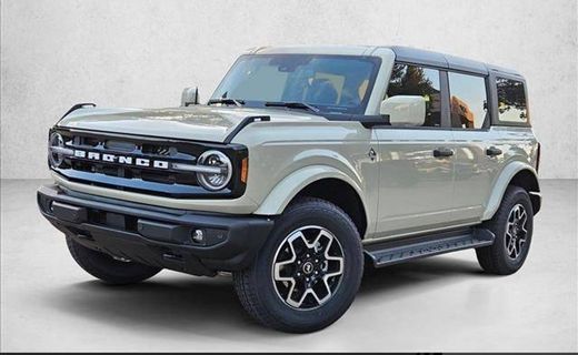 2026 Ford Bronco Outer Banks