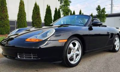 2002 Porsche Boxster Base