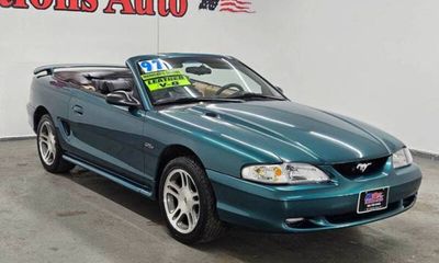 1997 Ford Mustang GT