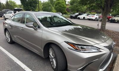 2021 Lexus ES 300H Ultra Luxury