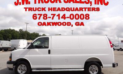 2025 GMC Savana 2500