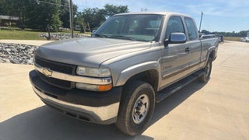 2002 Chevrolet Silverado — a typically priced live listing