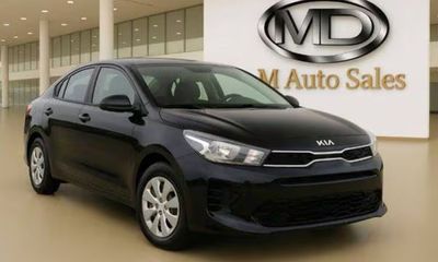 2023 Kia RIO LX S