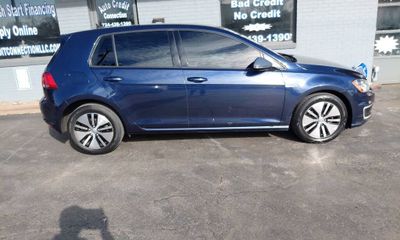2016 Volkswagen E-Golf SE